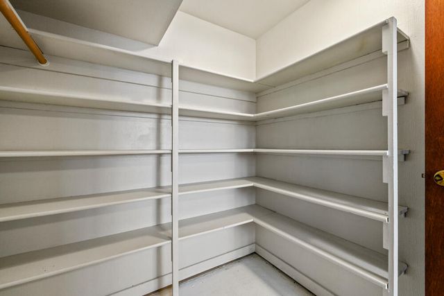 23131 N Poe Valley Road, Klamath Falls, OR 97603