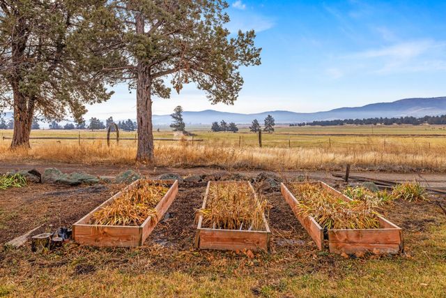 23131 N Poe Valley Road, Klamath Falls, OR 97603