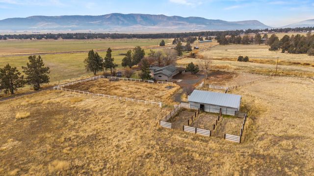 23131 N Poe Valley Road, Klamath Falls, OR 97603