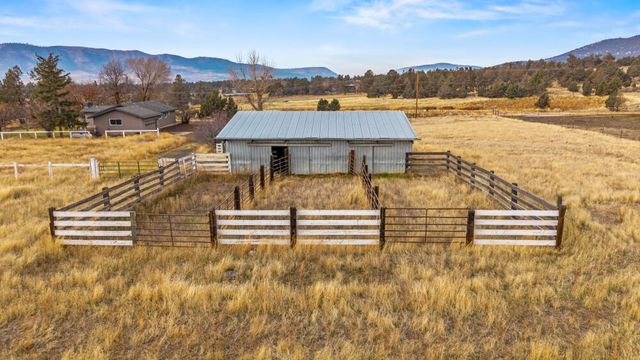 23131 N Poe Valley Road, Klamath Falls, OR 97603