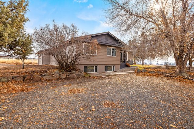 23131 N Poe Valley Road, Klamath Falls, OR 97603