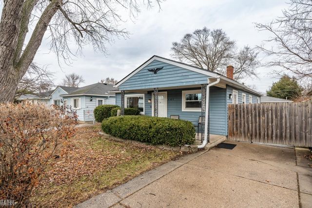 4993 Clippert Street, Dearborn Heights, MI 48125