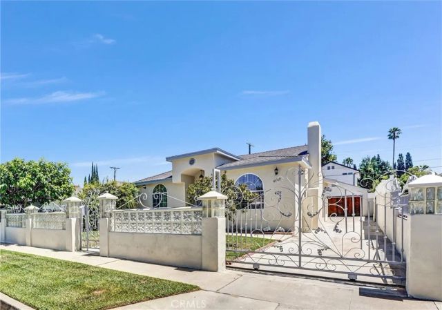 6942 Alcove, Los Angeles, CA 91605