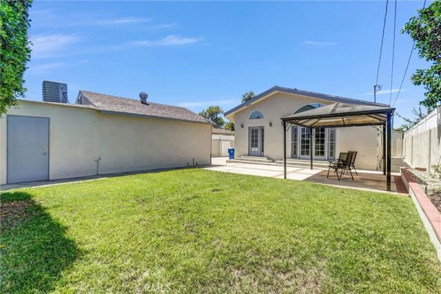 6942 Alcove, Los Angeles, CA 91605