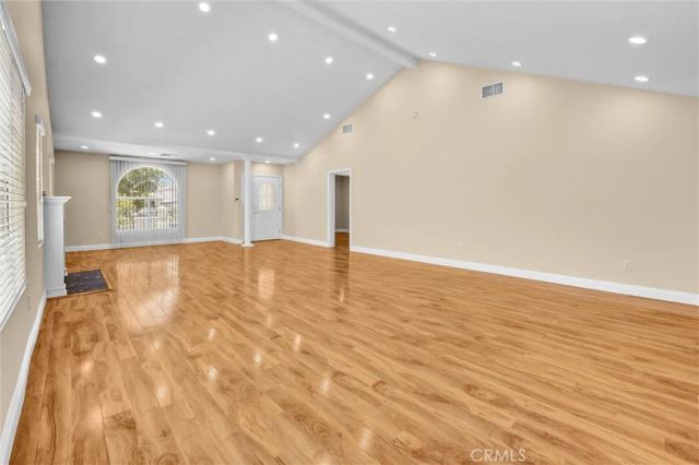 6942 Alcove, Los Angeles, CA 91605