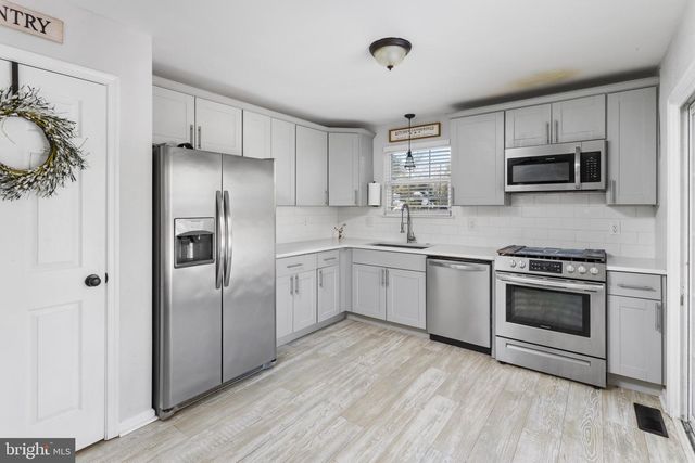 3220 COVE RD, Merchantville, NJ 08109