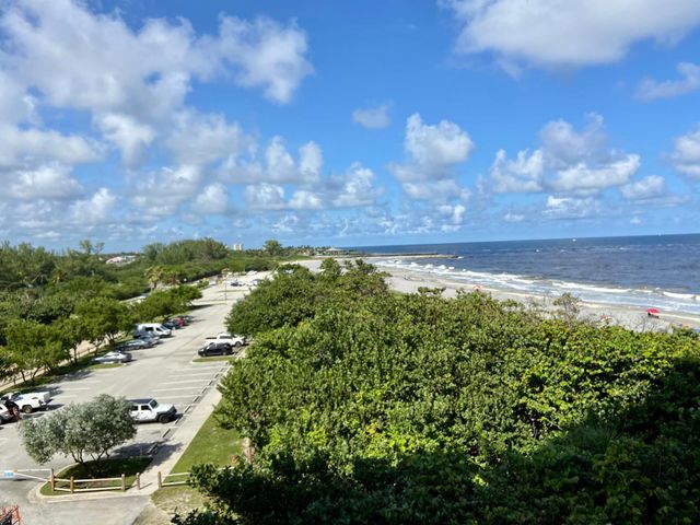 400 Ocean Trail Way 303, Jupiter, FL 33477