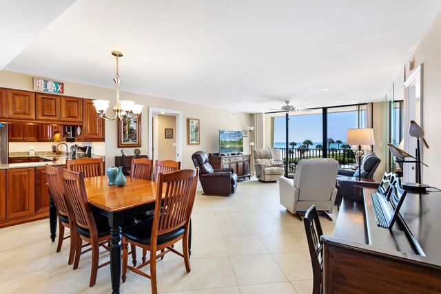 400 Ocean Trail Way 303, Jupiter, FL 33477