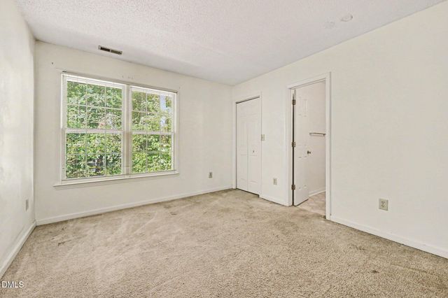 112 Hollow Oak Drive, Durham, NC 27713