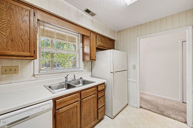 112 Hollow Oak Drive, Durham, NC 27713