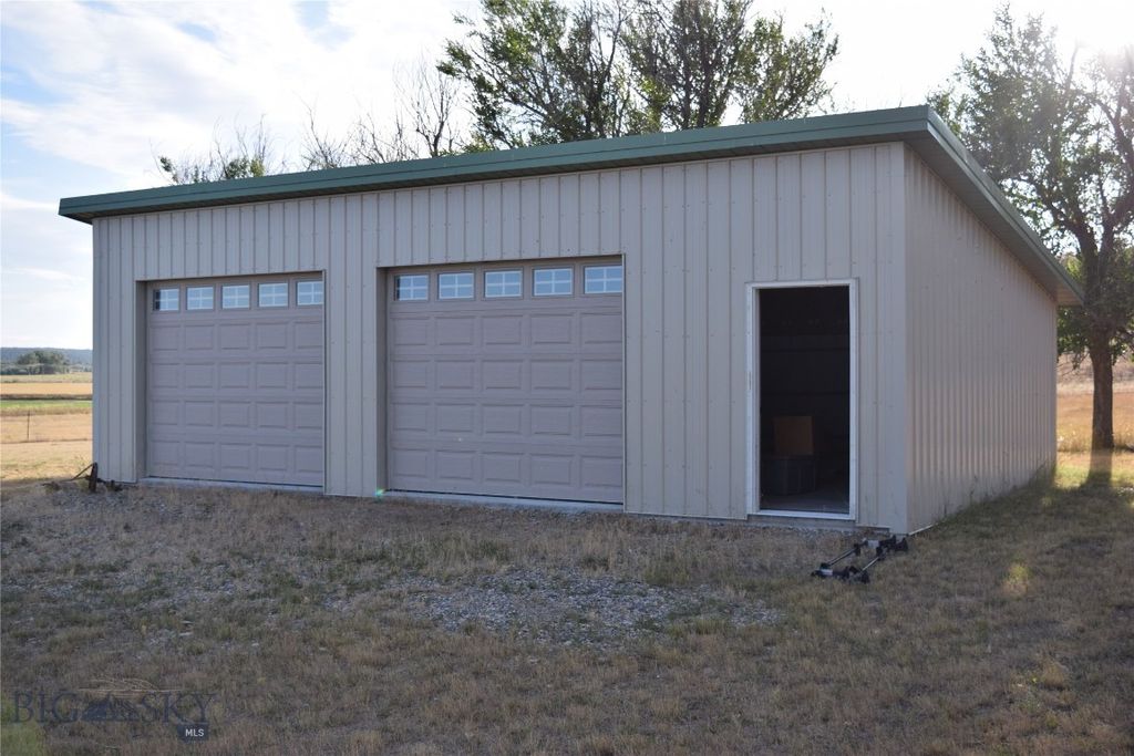 Address unavailable. photo 18