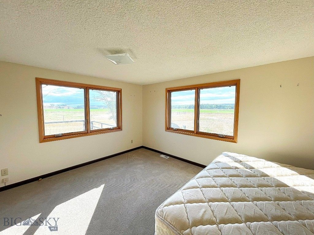 Address unavailable. photo 9