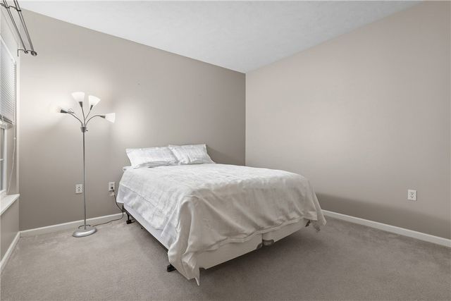 802 Stockton Rdg, Cranberry Twp, PA 16066