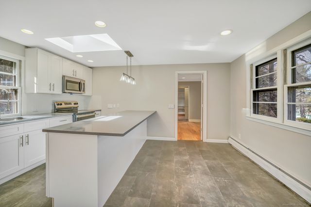 360 Old Sherman Hill Road, Woodbury, CT 06798