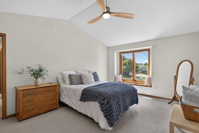 1110 Sandalwood Court SW, Altoona, IA 50009