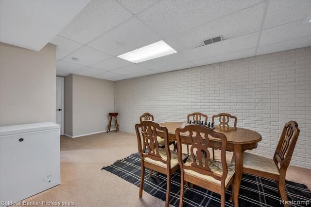 8022 Fox Hollow Road, Goodrich, MI 48438