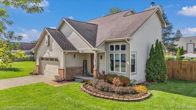 8022 Fox Hollow Road, Goodrich, MI 48438