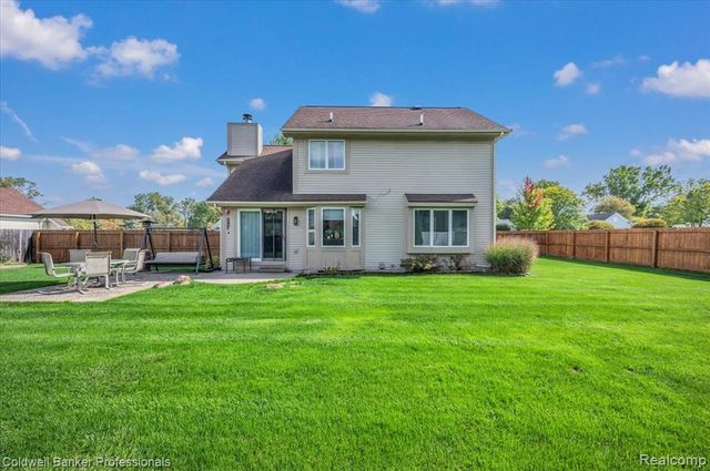 8022 Fox Hollow Road, Goodrich, MI 48438