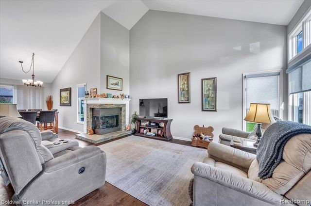 8022 Fox Hollow Road, Goodrich, MI 48438