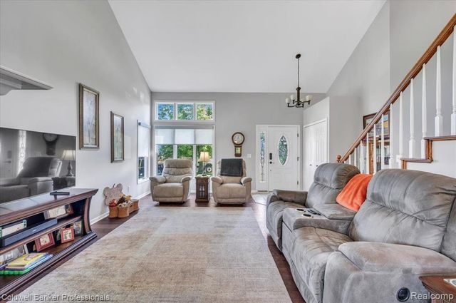8022 Fox Hollow Road, Goodrich, MI 48438