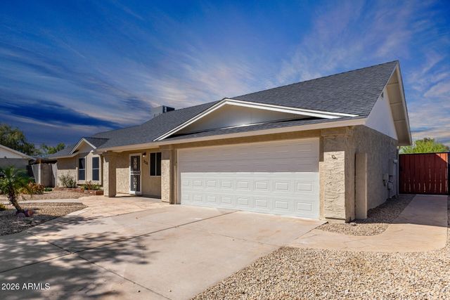 536 N WINTHROP Circle, Mesa, AZ 85213