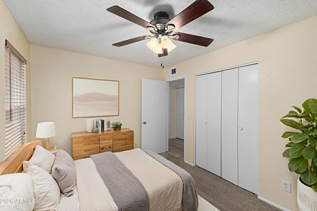 536 N WINTHROP Circle, Mesa, AZ 85213