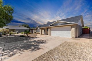 536 N WINTHROP Circle, Mesa, AZ 85213