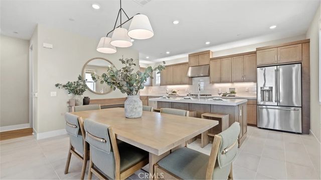 705 Sonia, Irvine, CA 92618