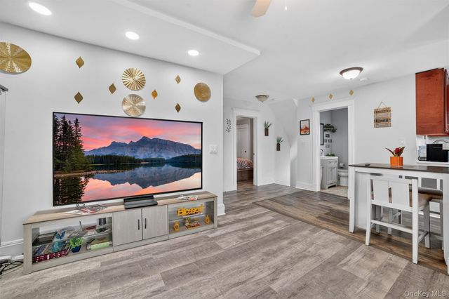 118 Third Avenue, Pelham, NY 10803