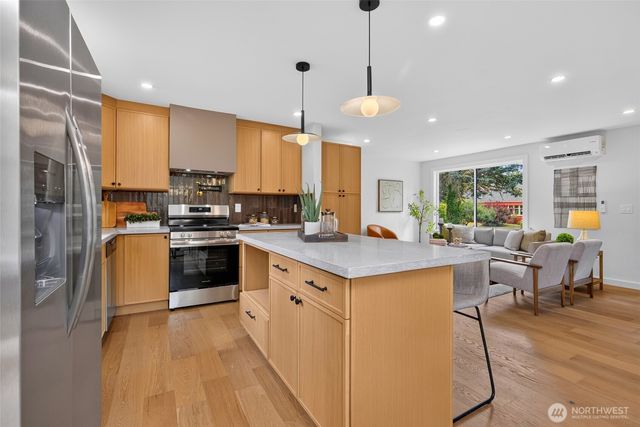 3152 NE 82nd Street, Seattle, WA 98115