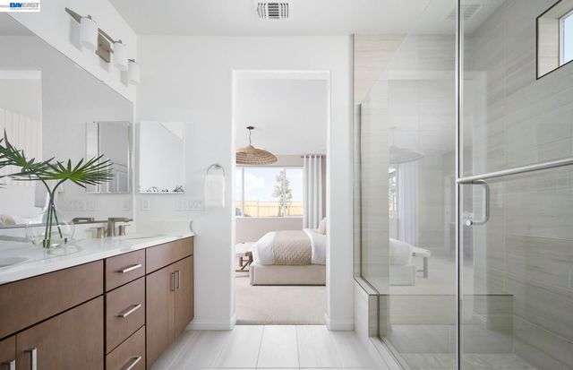 17906 Glen Arbor Way, Lathrop, CA 95330