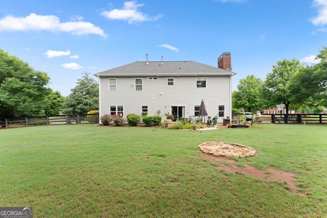 1233 White Columns Drive, Monroe, GA 30656