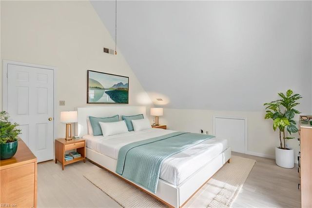 628 Surfside AVE, Virginia Beach, VA 23451