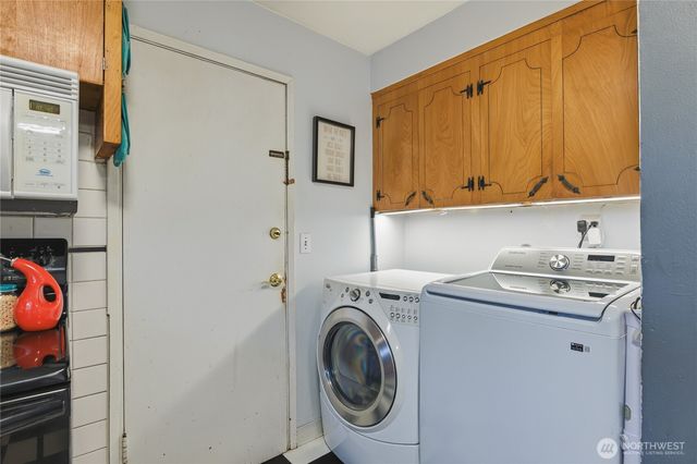 1219 S Highland Avenue, Tacoma, WA 98465