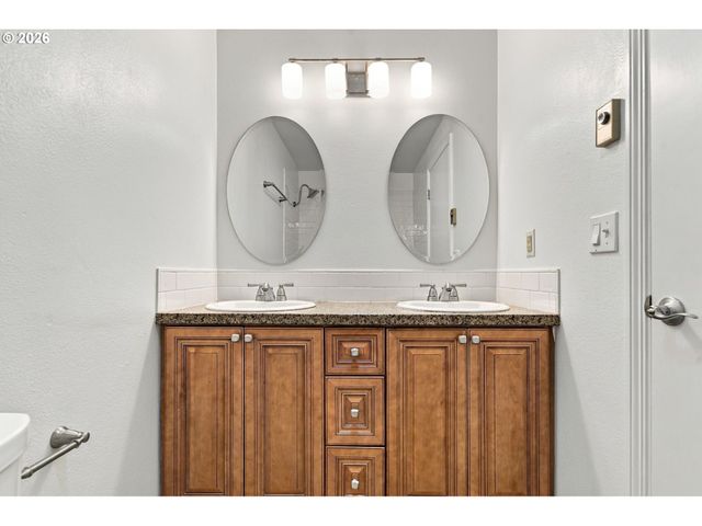 10316 Nw 15TH Ave, Vancouver, WA 98685
