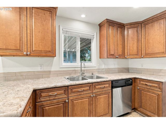 10316 Nw 15TH Ave, Vancouver, WA 98685