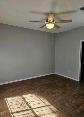 7700 Creekbend Drive 57, Houston, TX 77071