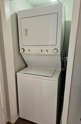 7700 Creekbend Drive 57, Houston, TX 77071