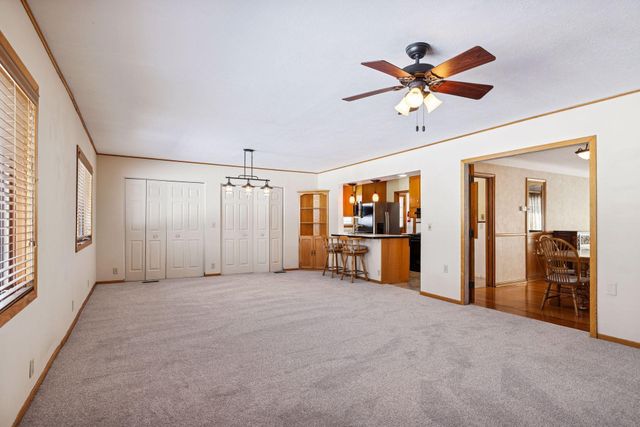 1947 Yorkshire Court, Saint Paul, MN 55116