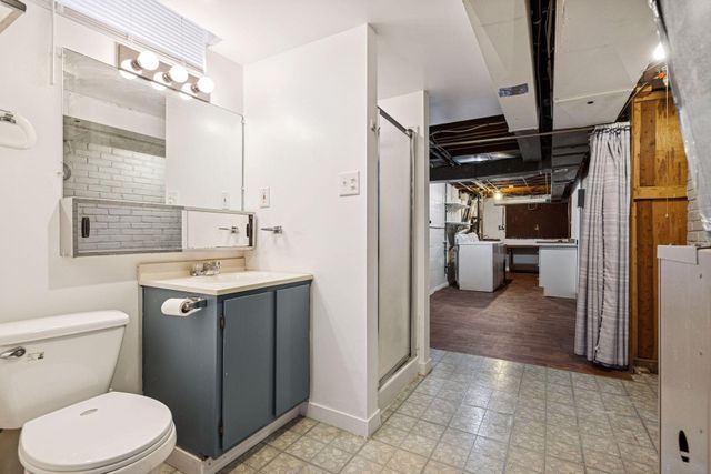 1947 Yorkshire Court, Saint Paul, MN 55116