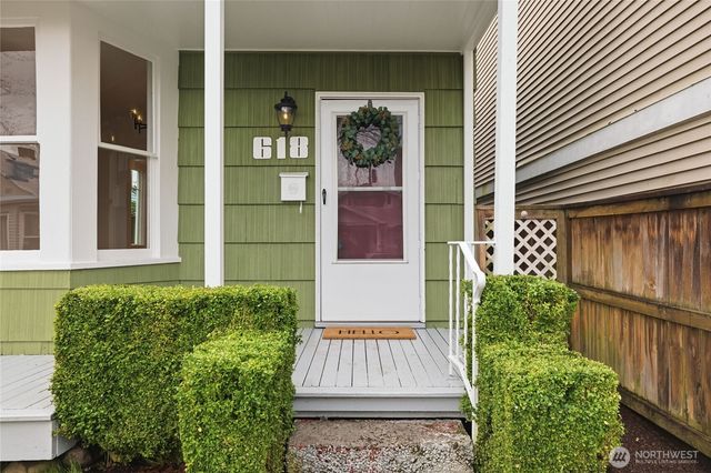 618 S Oakes Street, Tacoma, WA 98405