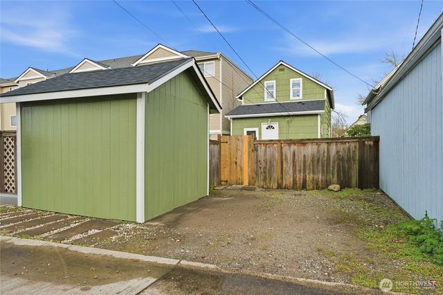 618 S Oakes Street, Tacoma, WA 98405