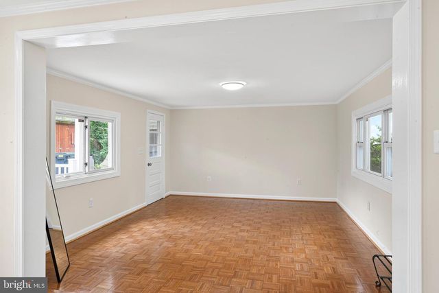 5129 CHOWAN AVE, Alexandria, VA 22312