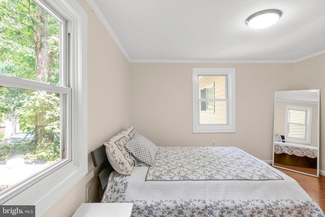 5129 CHOWAN AVE, Alexandria, VA 22312
