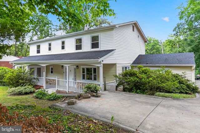 5129 CHOWAN AVE, Alexandria, VA 22312