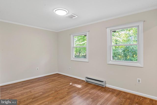 5129 CHOWAN AVE, Alexandria, VA 22312