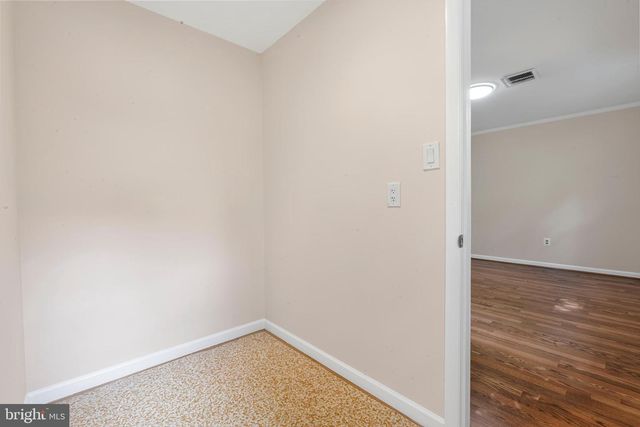 5129 CHOWAN AVE, Alexandria, VA 22312