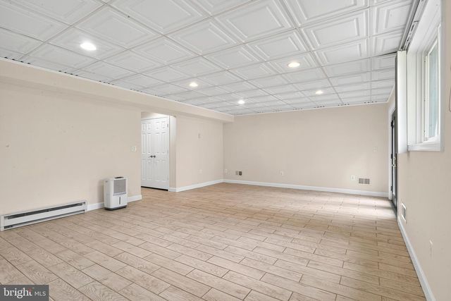 5129 CHOWAN AVE, Alexandria, VA 22312