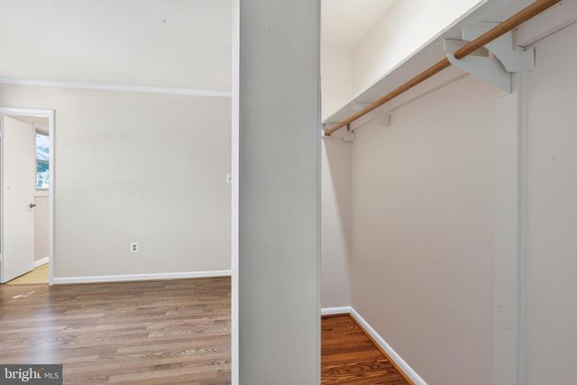 5129 CHOWAN AVE, Alexandria, VA 22312
