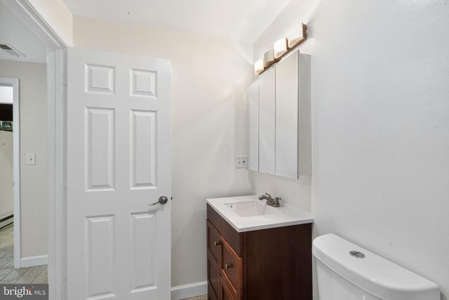 5129 CHOWAN AVE, Alexandria, VA 22312